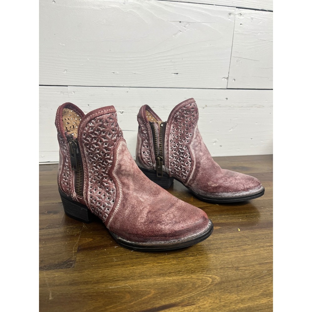 Circle G by Corral Rose Pink Laser Cut Leather Ankle Boots Western Q5063 Size6.5